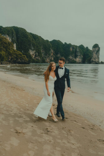 cinematic film, Krabi Videographer, Krabi video team, Krabi filmmaker, Krabi wedding film, wedding film photography in Krabi, Surprise proposal videographer
